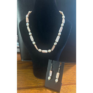 Women's artisan Peach Mother of Pearl Necklace & Earring Set, One Size